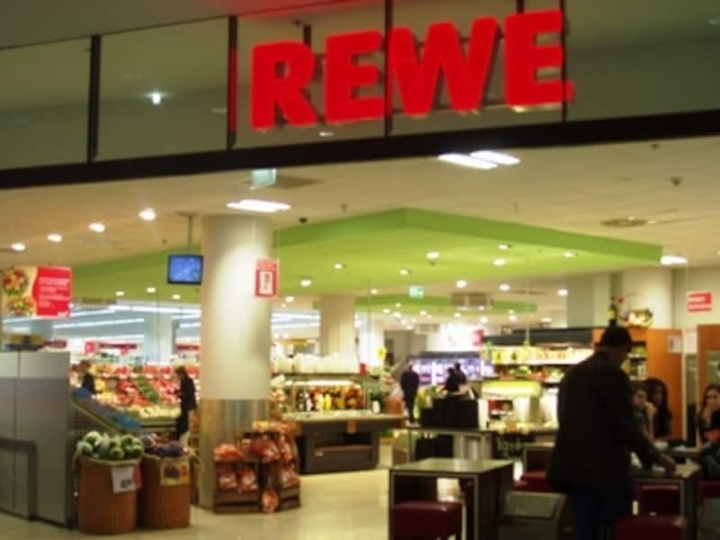 ドイツ全国チェーンのスーパー、レーヴェ
