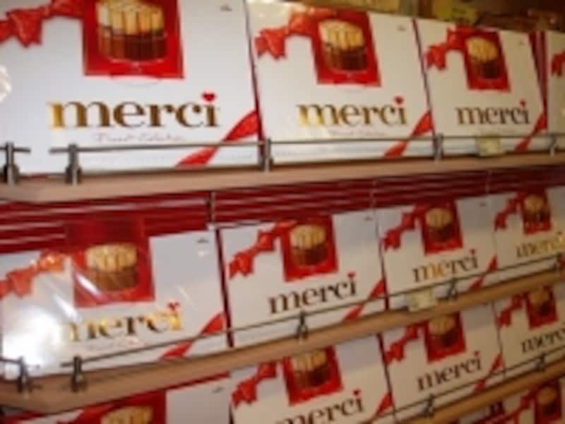 ばらまくのに最適な大入りチョコレート