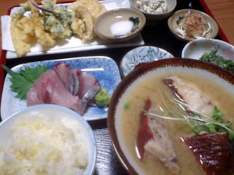 ふく木食堂