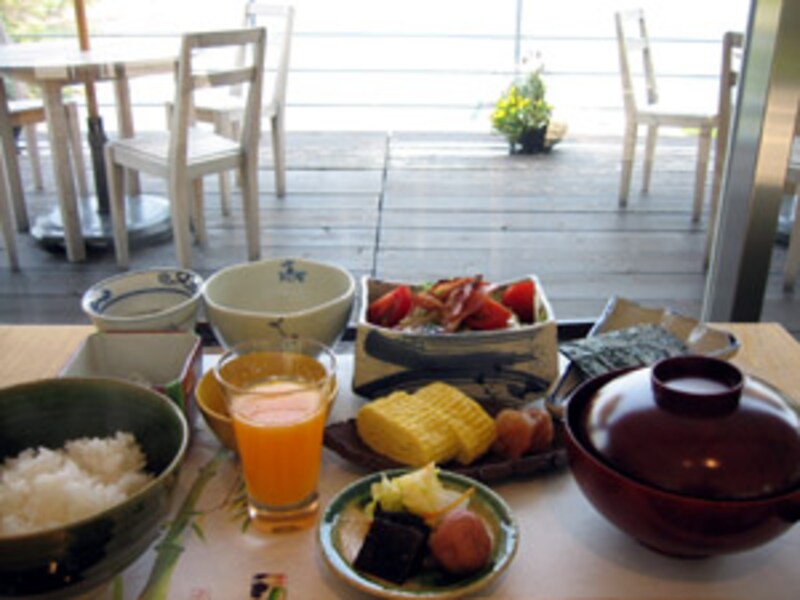 ヴィラ風の音の朝食