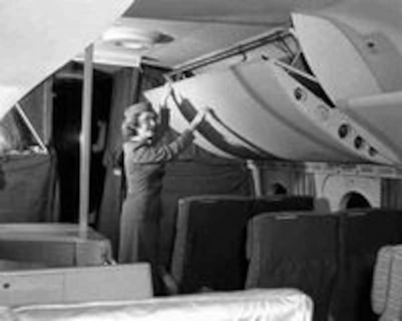 ボーイングB377座席