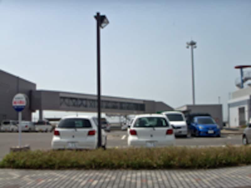 レンタカー駐車場