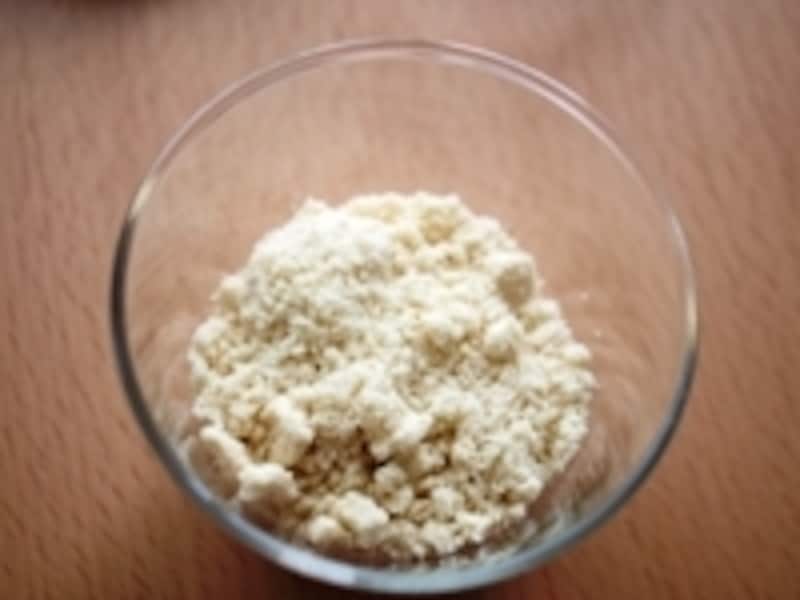 アーモンド・パウダーを使うとしっとり、コクが出る