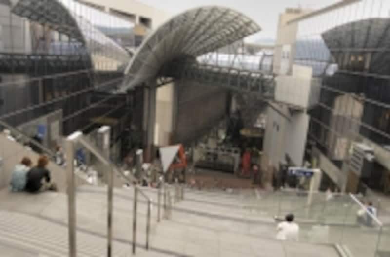 京都駅ビルの大階段も有名スポットです
