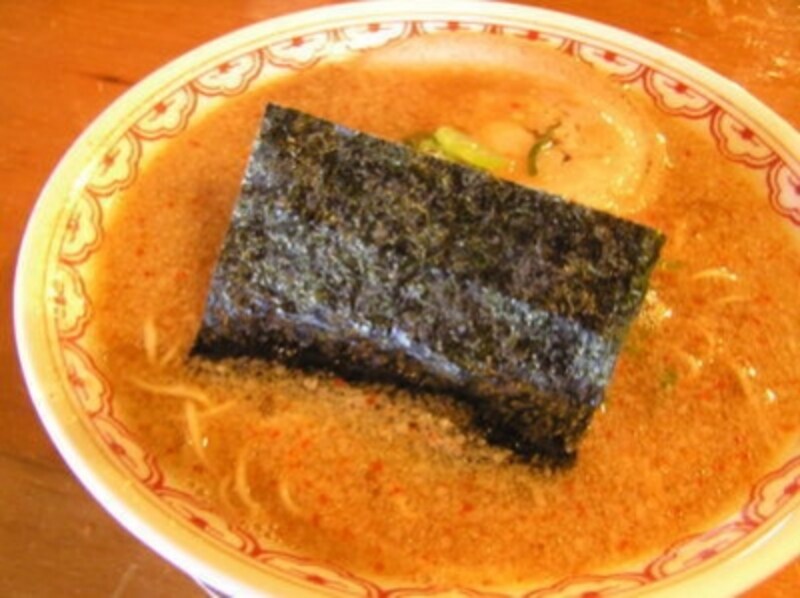 京都ラーメンの定番は、こってりスープです！