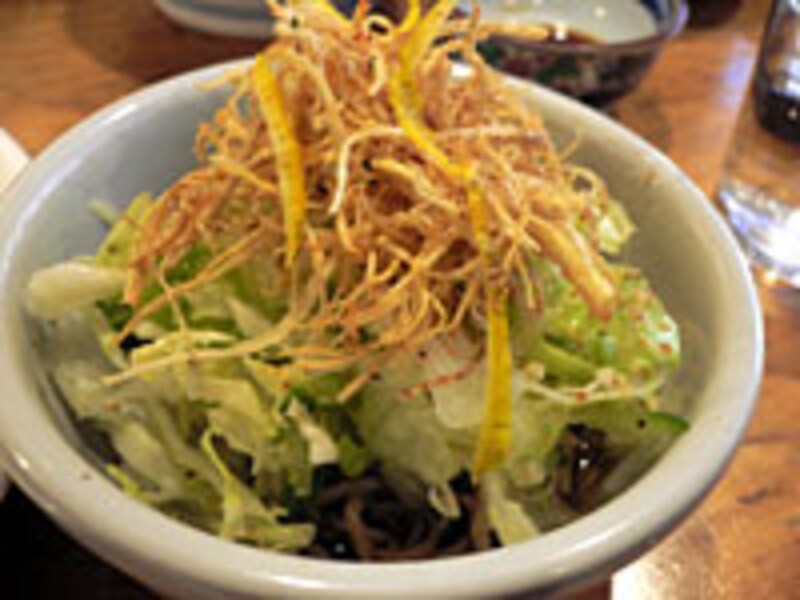 山鳩(そばサラダ)