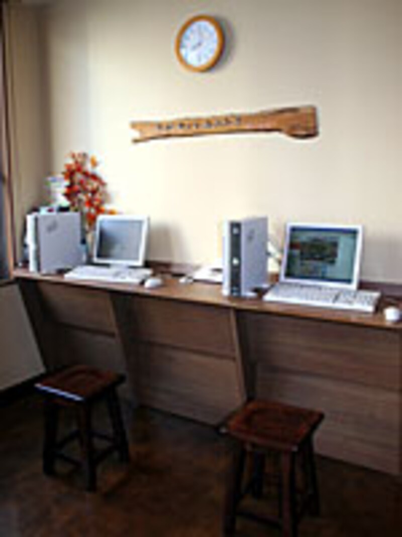 インターネットコーナー