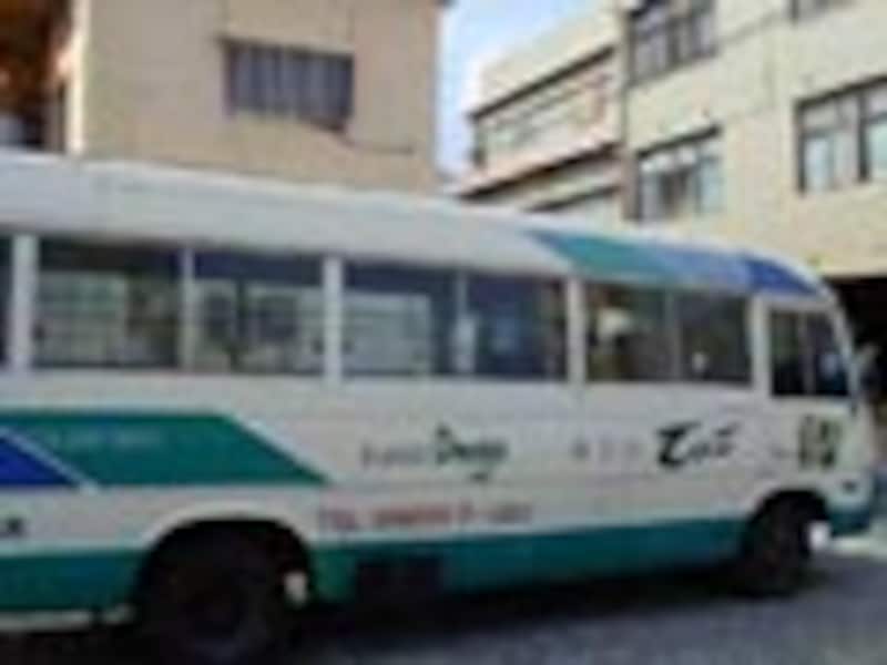 デイゴホテルの送迎バス