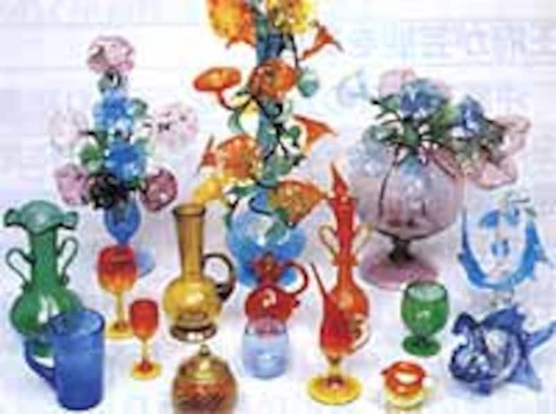 色鮮やかな琉球ガラス