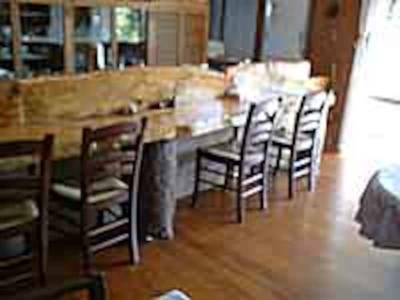 落ち着けるきむたかの店内