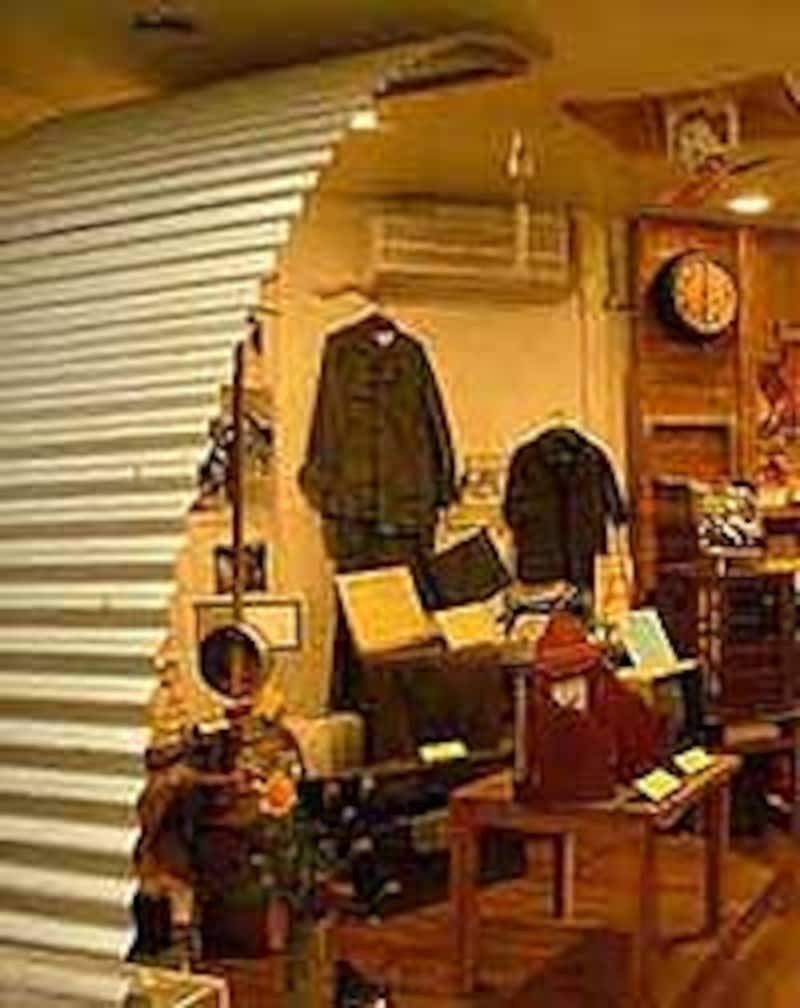 コザとアメリカの関係がリアルに読み取れるヒストリート