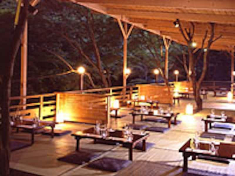 しょうざんの渓涼床