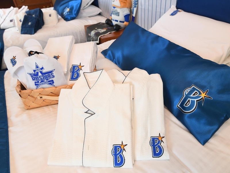 宿泊プランはオリジナルグッズ(横浜DeNAベイスターズロゴ入りバスタオル&フェイスタオル、コップ、トートバック)付(画像はイメージ、画像提供:横浜ベイスターズ)
