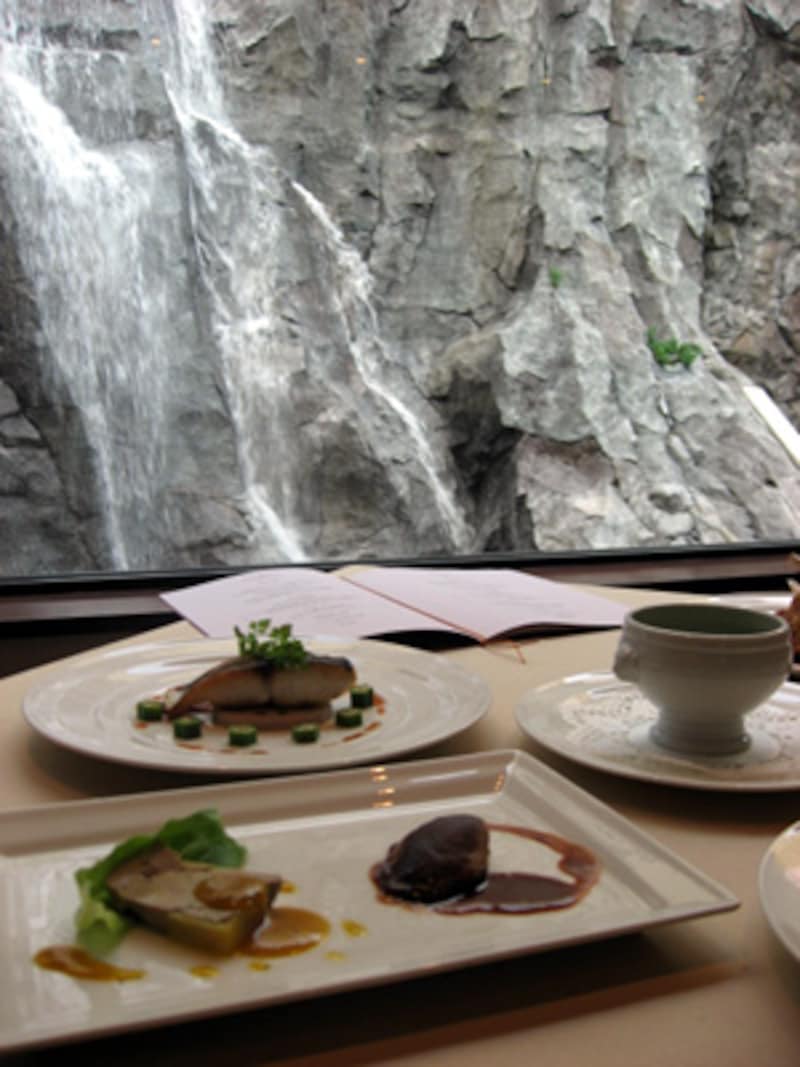 新横浜ラントラクト