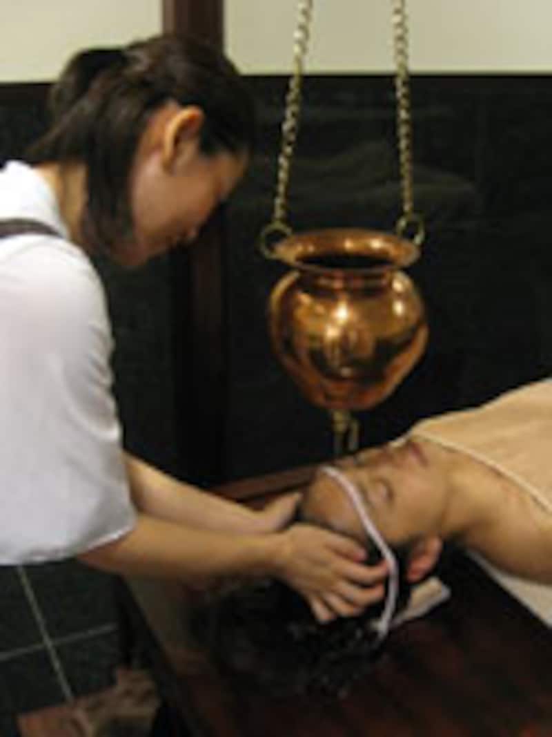 新横浜ラントラクト