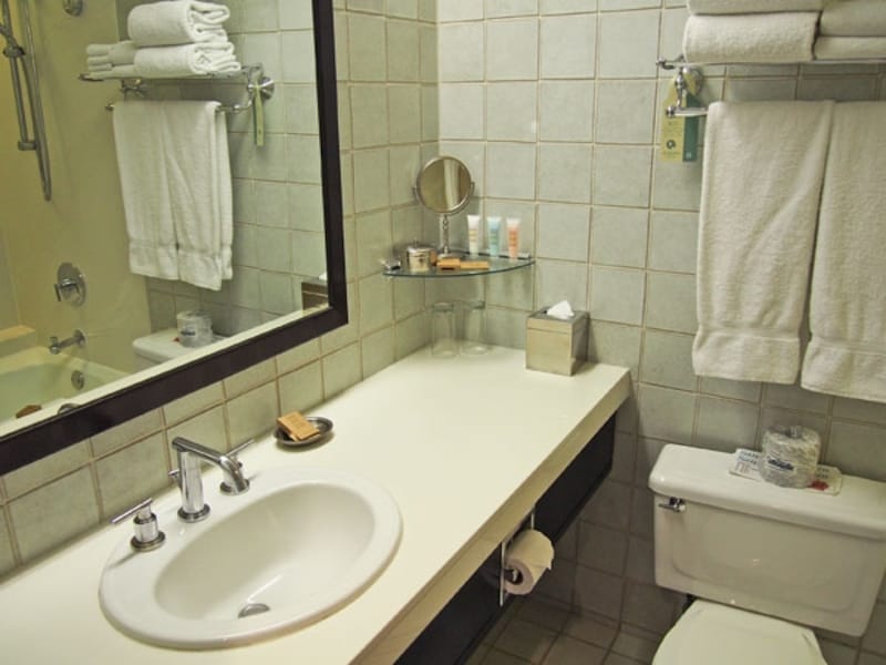 清潔感のあるバスルーム