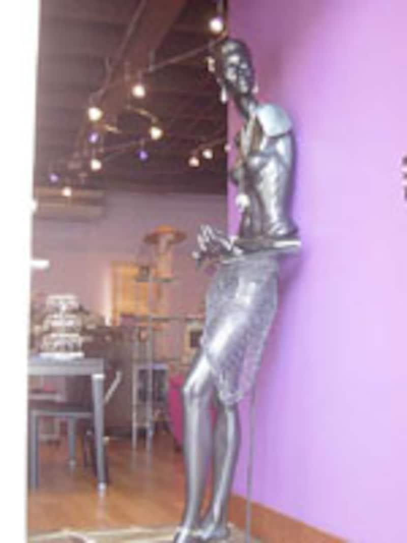 ギルティ・ネバー・コンフェス外観