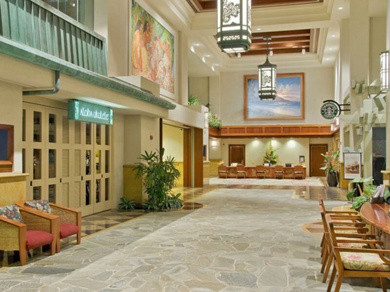 ハワイとアジアの融合をテーマにしたカリア・タワー専用ロビー