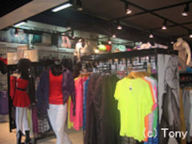 アメリカン・アパレル ワイキキ店