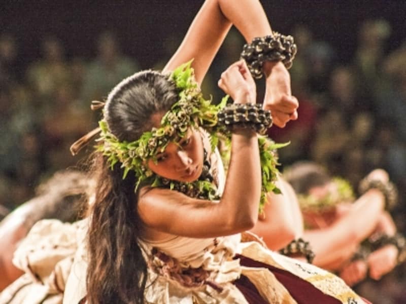 迫力ある古典フラ、優雅な現代フラをストリーミング中継で楽しもう(写真提供:Big Island Visitors Bureau (BIVB) / Lehua Waipa AhNee)