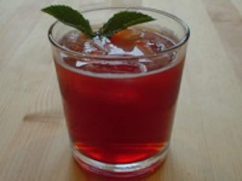 ピムズのザクロジュース割り