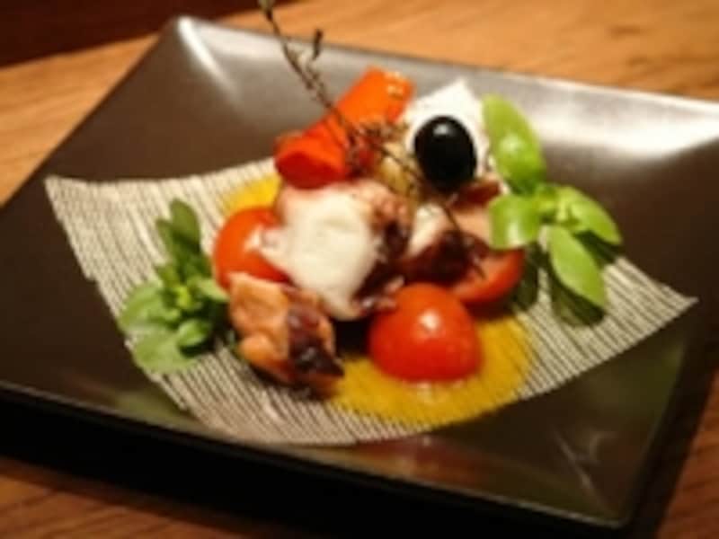 柔らかタコとトマトのサラダ