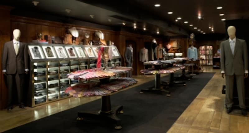 フォーマルウエア