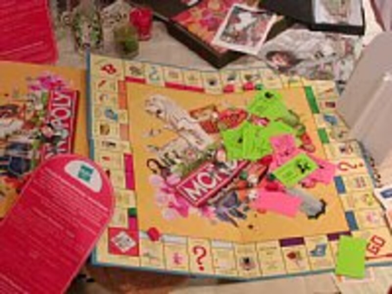 UNIQUELY SINGAPORE MONOPOLY SPECIAL EDITION