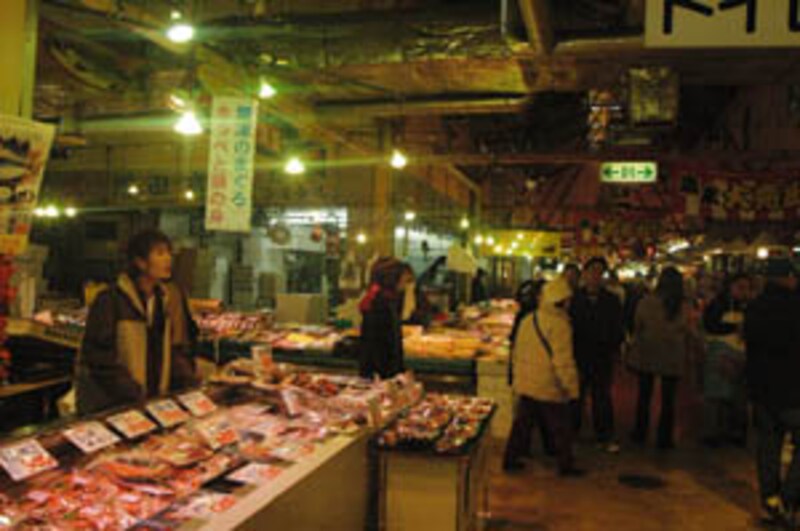 焼津さかなセンター内部