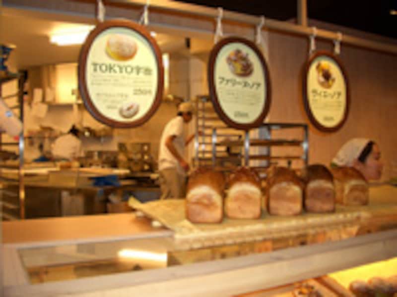 「東京パン屋ストリート」ブーランジェリー アトリエ ド リーブは、人気のパティスリー「アトリエ ド リーブ」が手がける初のスイーツパン専門店