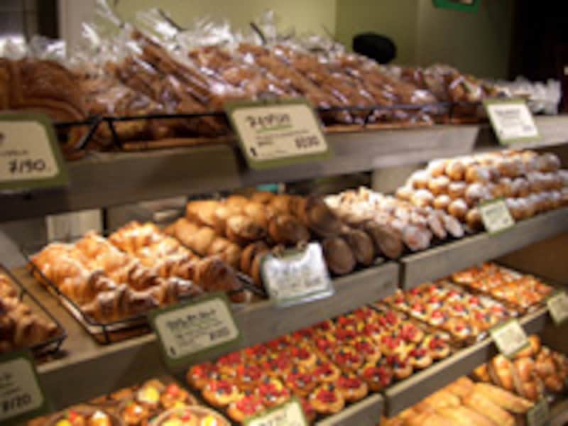 「東京パン屋ストリート」パンといってもいろいろ。こんなデザート系のパンもあります