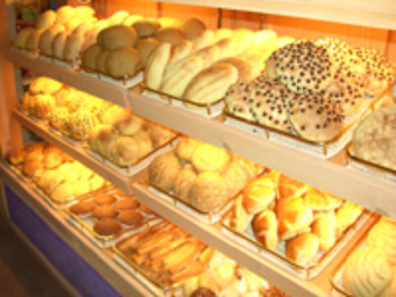 「東京パン屋ストリート」パン工房 どりーむの「北のメロンパン」は1日2,000個の販売を誇る