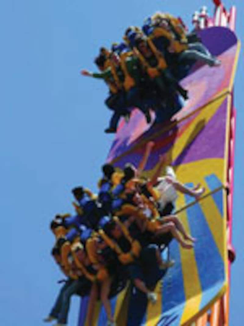 米国コロラド州デンバー「シックス・フラッグス・エリッチ・ガーデンズ」の「ハーフ・パイプ」