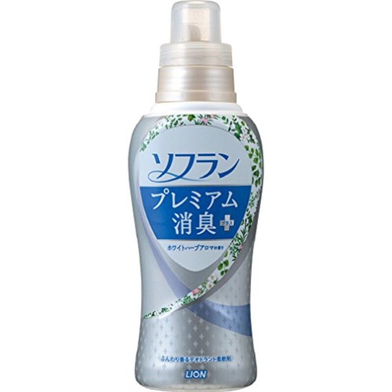 香りとデオドラントのソフラン プレミアム消臭プラス ホワイトハーブアロマの香り 620ml