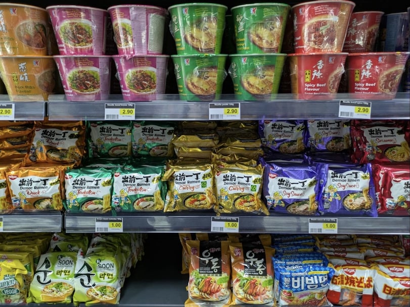 フランスでは、エビフライが“天ぷら”に!?  スーパーやレストランで見かける“日本っぽい”食材の正体