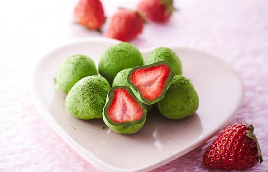Matcha-Covered Strawberries