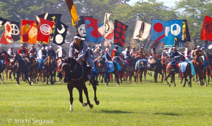 复活的日本武士 ー 马背上的激战