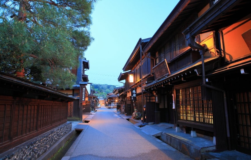 It's Easy to Discover the History of Takayama