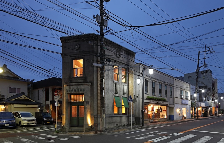 懷舊情懷滿溢的酒吧「The Bank」讓鎌倉的夜晚好迷人