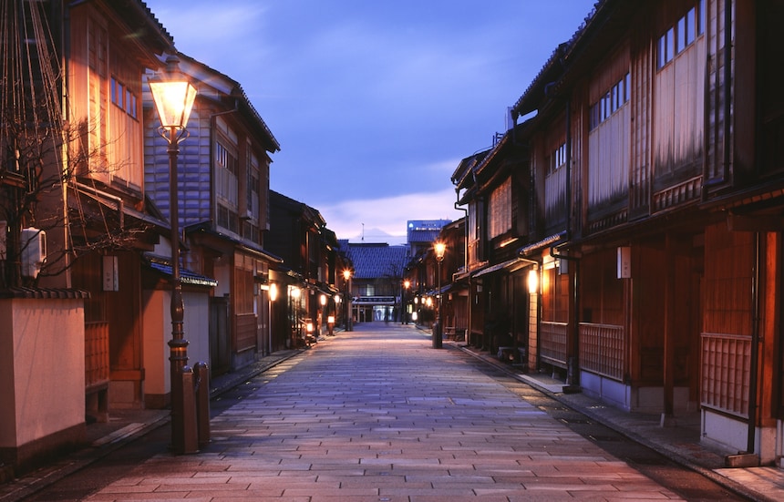 我在这发呆百年就为遇见你 — 全日本8处保存得最完好的老街