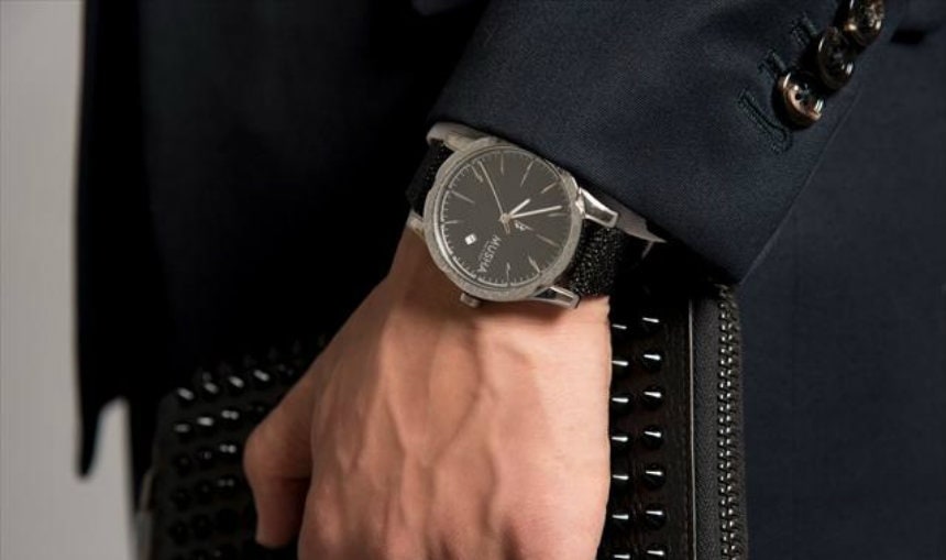 Sharpen Your Look With Damascus Steel Watches