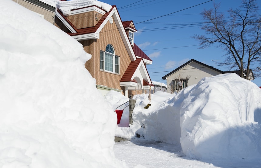 World's 3 Snowiest Cities All in Japan!