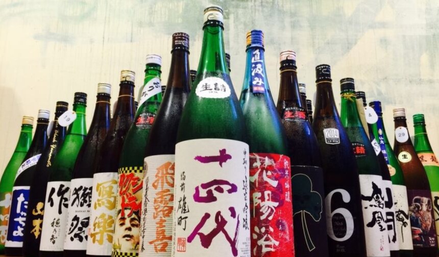 Taste 50 Kinds of Sake at This Ramen Resturant