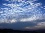 うろこ雲・さば雲・いわし雲・羊雲……「秋の雲」の見分け方