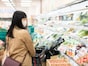 24歳・世帯年収800万円女性「業務スーパーの大容量のものを買い始めました」物価高で変えたこと