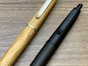 “ウイスキー樽”を素材にしたボールペンに「ジェットストリーム」版が登場!三菱鉛筆に開発秘話を聞く