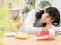 【衝撃】口座残高は「年に数回」だけ見ればいい。40代の貯金を邪魔する“マメな性格”という罠