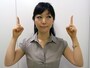 眼球だけを動かすように注意