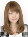 顔周りにレイヤーのある重ためデザイン