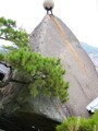 謎の巨岩